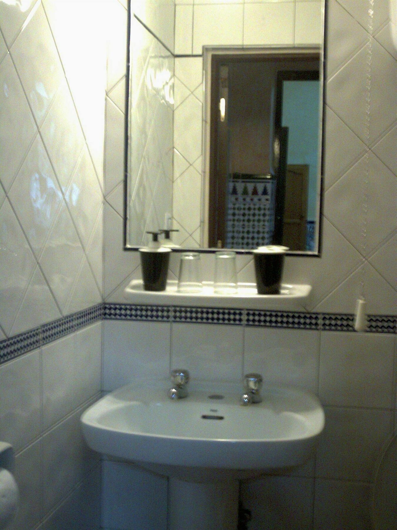 Pension Lisdos Sevilla Exterior foto