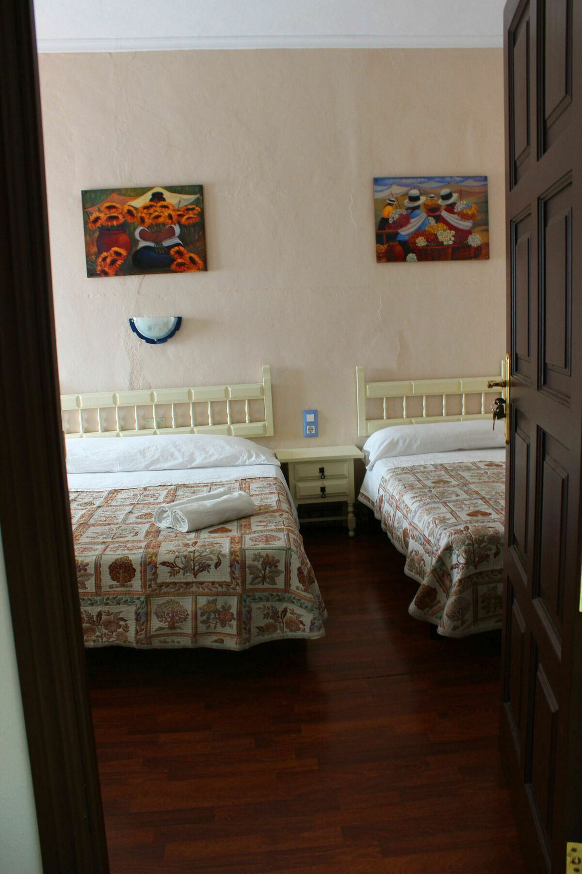 Pension Lisdos Sevilla Exterior foto